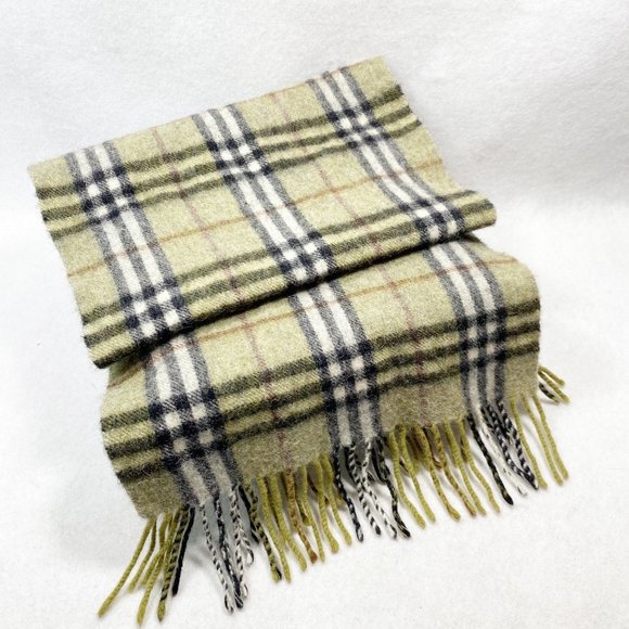 Antonio Ricci Couture Woolen Plaid Fringe Scarf - Picture 6 of 9